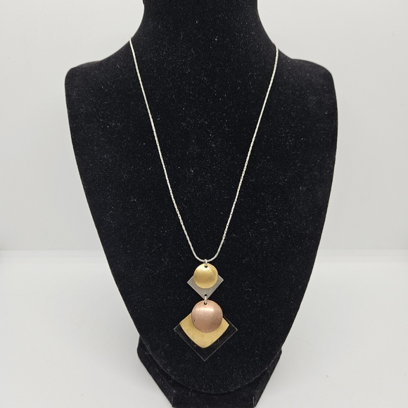 silver tone chain necklace with multi-tone geometric pendant - Picture 1 of 3